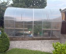green house / Polly tunnel