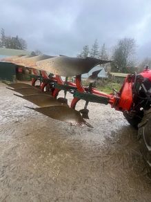 4 sod Reversible Kverneland  Plough 14 inch