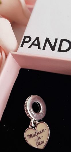 New genuine pandora mother in law  charm