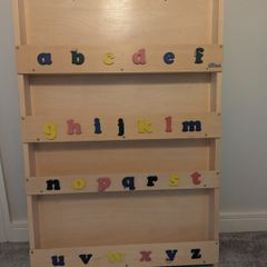 Kids bookshelf