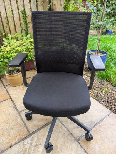ergonomic office chair