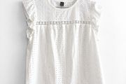 Pre Owned White Eyelet Ruffle Sleeve Blouse