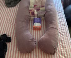 Pregnancy pillow and other bits