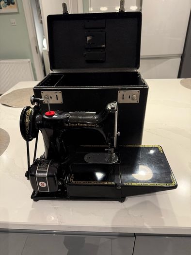 Singer Sewing 1954 model 222K