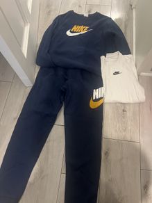 tracksuit