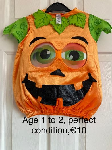 Halloween costume, size 1 to 2, perfect condition