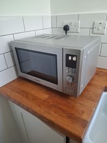 Grundig stainless steel microwave