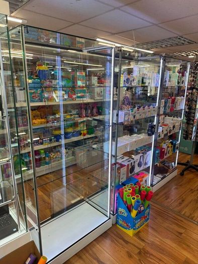 Display cabinet