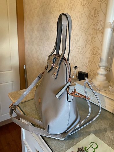 handbag Hampton