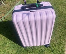 Pink suitcase As New Large