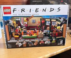 Lego Friends Central Perk 21319