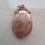 gold locket Image 3