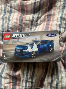 Lego Speed Champions: Ford Mustang Dark Horse Sports Car