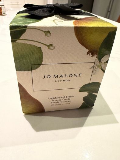 Jo Malone 200g Scented Candle English Pear & Freesia Brand New