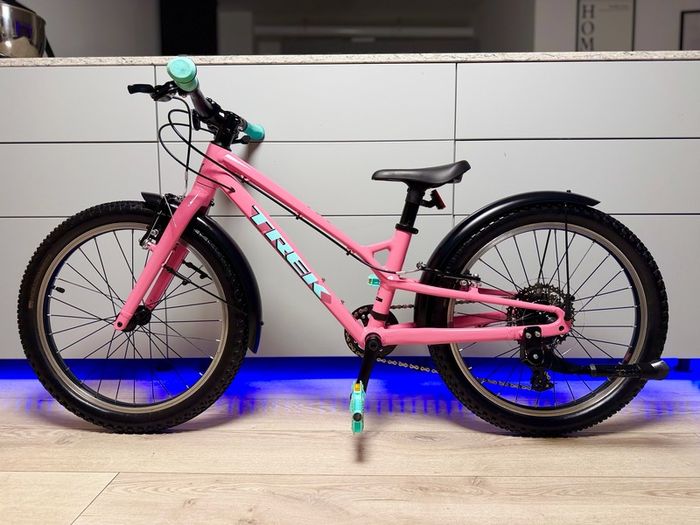 TREK Wahoo Path Kids Bike 20 inch (Like NEW)
