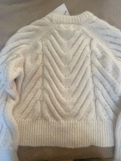 New Bershka Cable Knit Jumper.