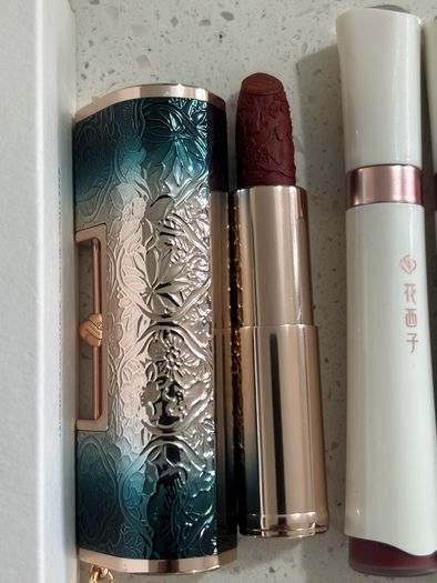 K beauty florasis lipsticks, lipgloss, lipstick and lip liners new