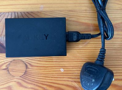 Aukey 5-Port USB Charging Station