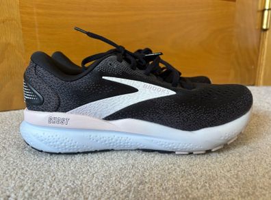 Women's Brooks Ghost 16, Black/White/Orchid Ice UK 6.5