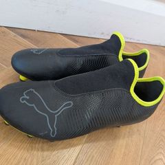 Women's Puma Football Boots Size 8.5UK