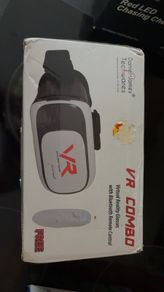 VR headset