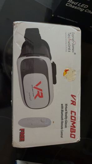 VR headset