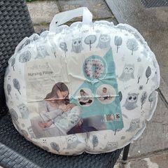 Nursing pillow