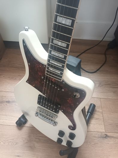 electric guitar - D'angelico Premier Bedford