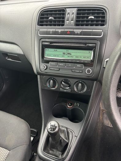 Volkswagen Polo 2011 - 1.2 TDI MANUAL - Silver