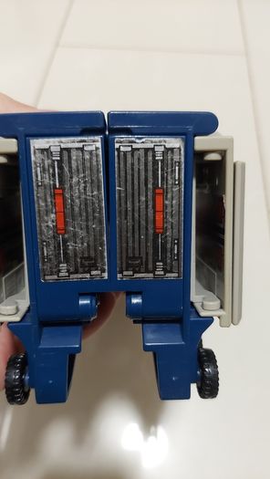 Transformer / toy / G1 OPTIMUS