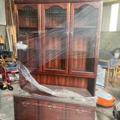Rossmore Cabinet