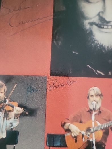The Dubliners Prodigal sons vinyl. sleeve signed by the band.