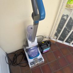 Compact Power Carpet Cleaner