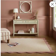 Scalloped Rug