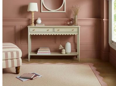 Scalloped Rug