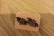 Spooky  Halloween bat earrings