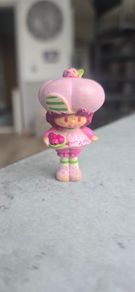 HTF Vintage 1981 AGC Kenner Raspberry Tart Strawberry Shortcake Mini PVC Doll Figurine 2" same era as MLP G1 My Little Pony