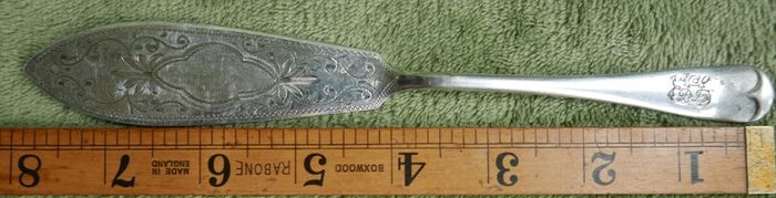 Antique Victorian-era Floral Silver Plate Butter Knifes