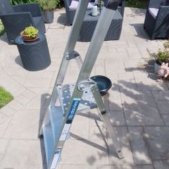 Step Ladder