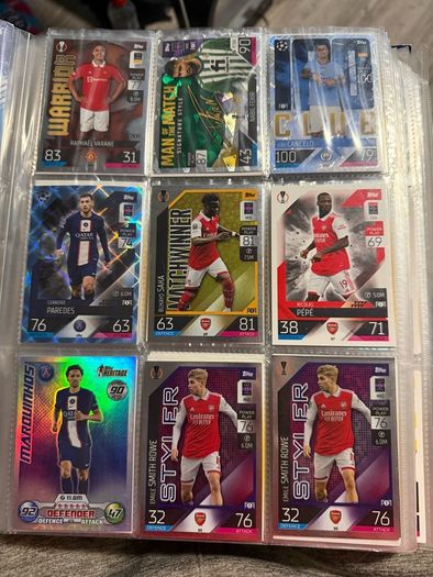 football cards + binders (offers Welcome )