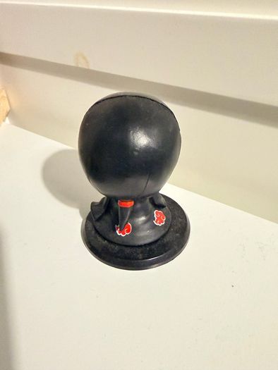 mini figure Itachi