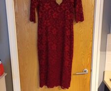 Jolie Moi Burgundy  Lace Dress. S. 14-16.   B.N.W.T.