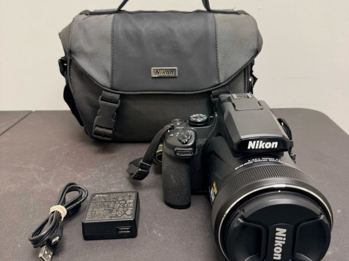 ultra zoom camera