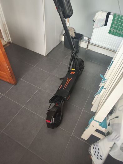 electric scooter