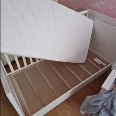 cot