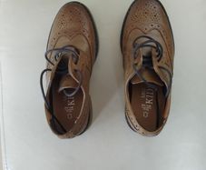 Boys shoes