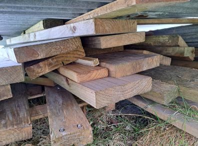 Construction Timber Scraps and Palettes
