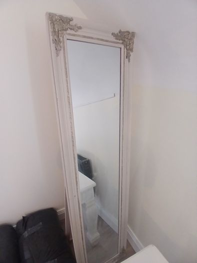 long mirror
