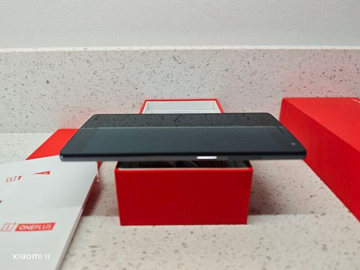 OnePlus 2 Retro Phone As New