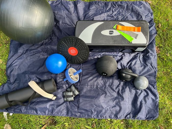 Fitness training equipment